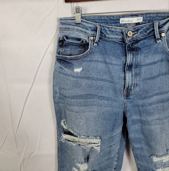 Women's size 30 distressed Kancan Jeans - Picture 3 of 5